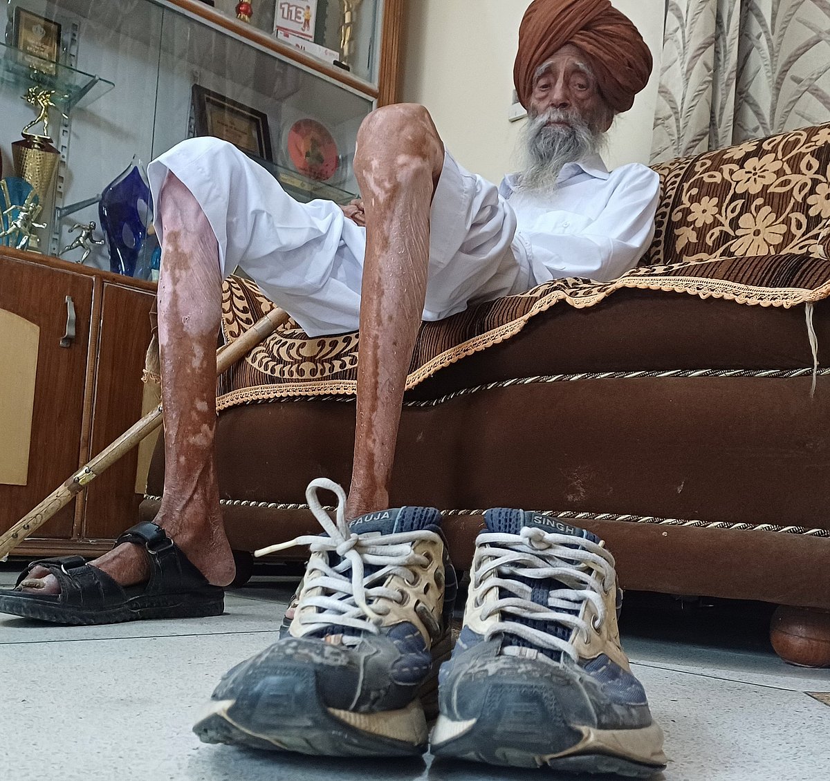 `89 வயதில் உலக சாதனை - பிரிட்டிஷ் முதல் பாகிஸ்தான் வரை பாராட்டிய `ஃபௌஜா சிங் சாலை விபத்தில் மரணம்
