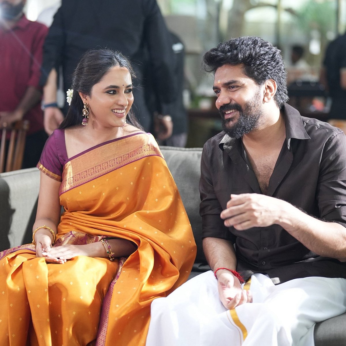 Kavin - Priyanka Mohan இணையும் புதிய பட பூஜை | Photo Album