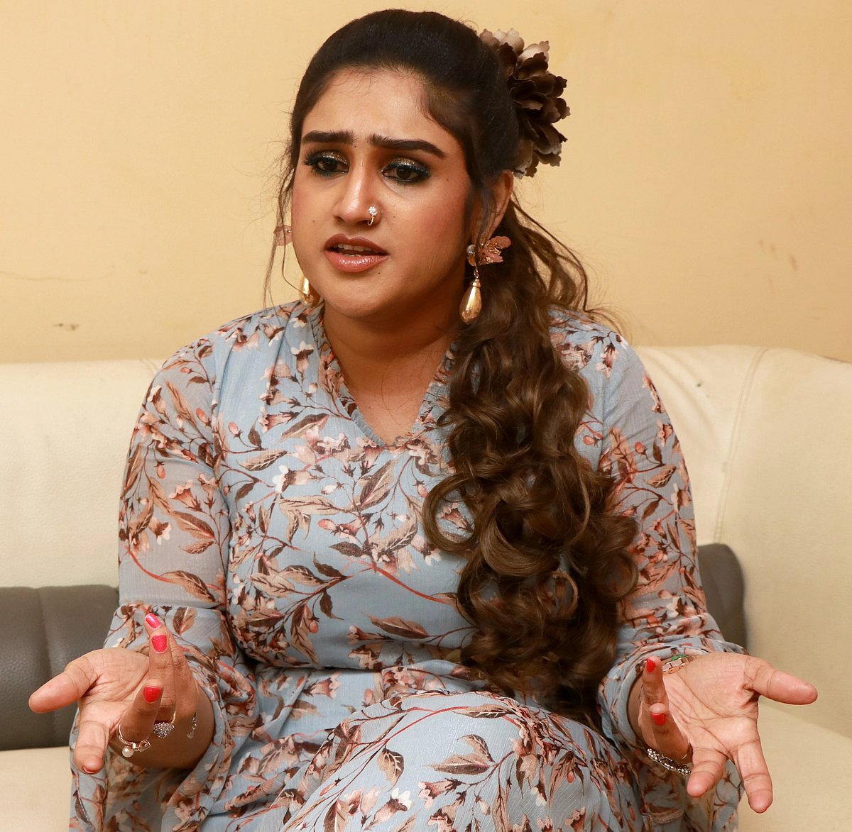 Mrs & Mr: ``நிரூபித்தால் நான் திரைத்துறையைவிட்டே விலகுகிறேன் - நடிகை வனிதா விஜயகுமார் சவால்!