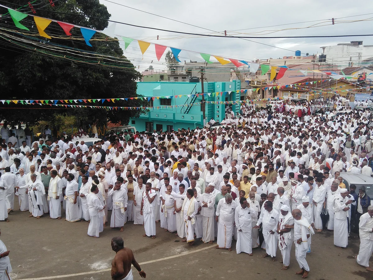 நீலகிரி:-`விவசாயம்-செழிச்சு,-பருவம்-தவறா-மழை-பெய்யணும்-ஹெத்தையம்மா...---களைகட்டிய-அறுவ