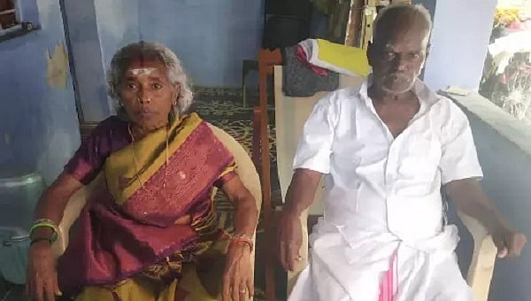 கூட்டமாக வந்த கதண்டு வண்டுகள் கடித்ததில் தம்பதியினர் உயிரிழப்பு - தென்காசியில் சோகம்