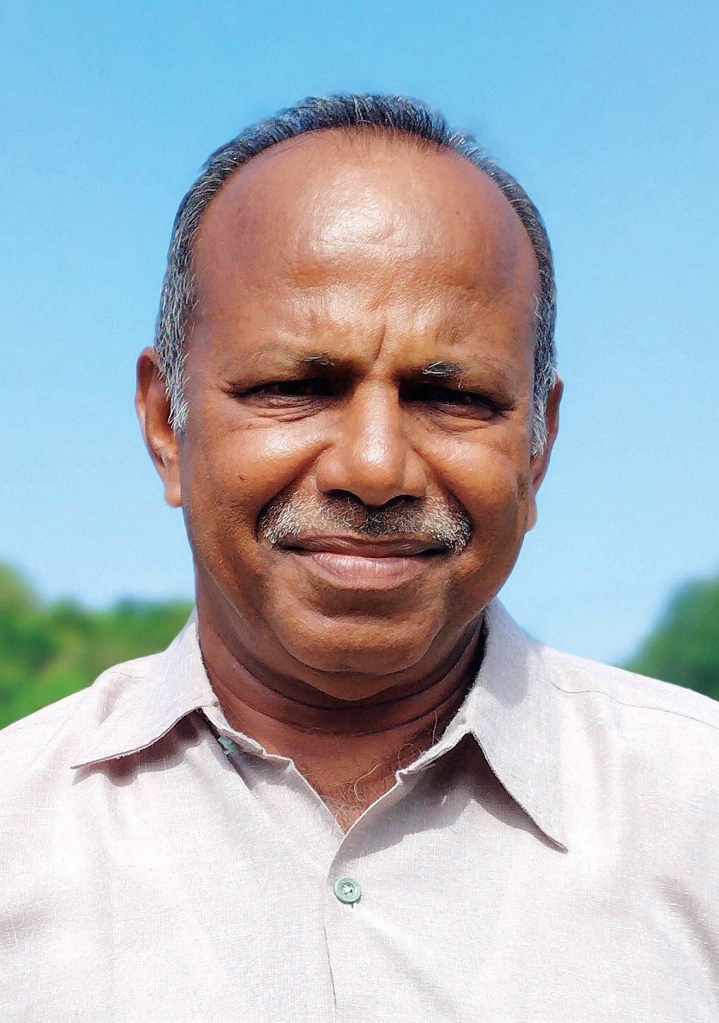 1 ரூபாய்கூட செலவில்லை... `உயிர் கரைசல் நீங்களே தயார் செய்யலாம்... விவசாயி கண்டுபிடித்த இடுபொருள்...