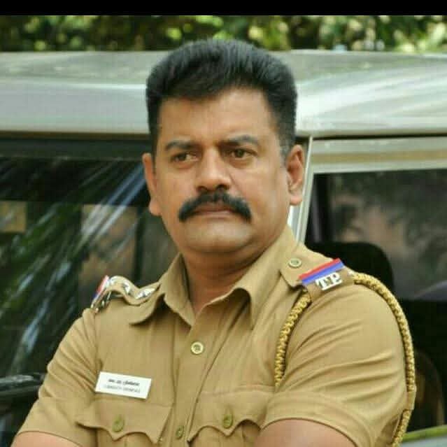 ``நேர்மையான காவல்துறை அதிகாரிக்கு இந்த நிலைமை என்றால், மக்களை யார் பாதுகாப்பது? - எடப்பாடி கேள்வி