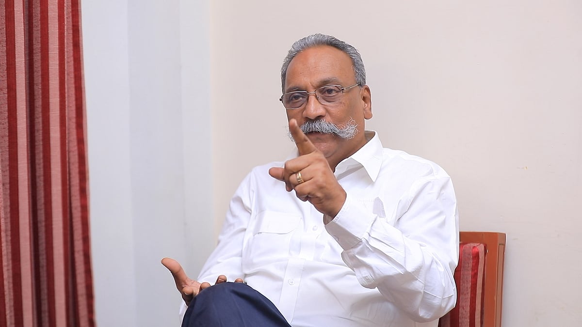 சாத்தான்குளம் வழக்கு: ”பிற அரசு அதிகாரிகள் மீது நடவடிக்கை எடுக்காதது ஏன்?”- ஹென்றி திபேன் கேள்வி