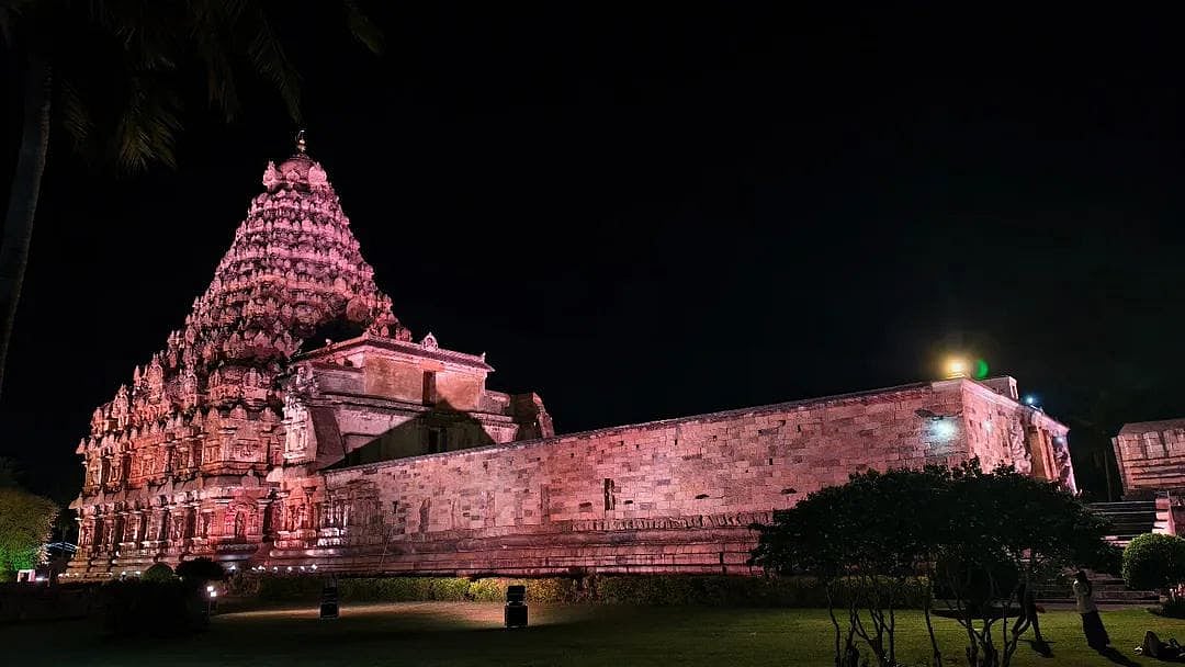 PM Modi TN Visit: கங்கைகொண்ட சோழபுரத்தில் பிரதமர் மோடி;  இளையராஜாவின் புதிய இசைத் தொகுப்பு வெளியீடு
