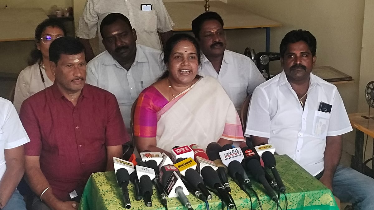 `மேடை ஏறலாம், வசனம் பேசலாம்... ஆனால்.! - விஜய்க்கு வானதி சீனிவாசன் சவால்