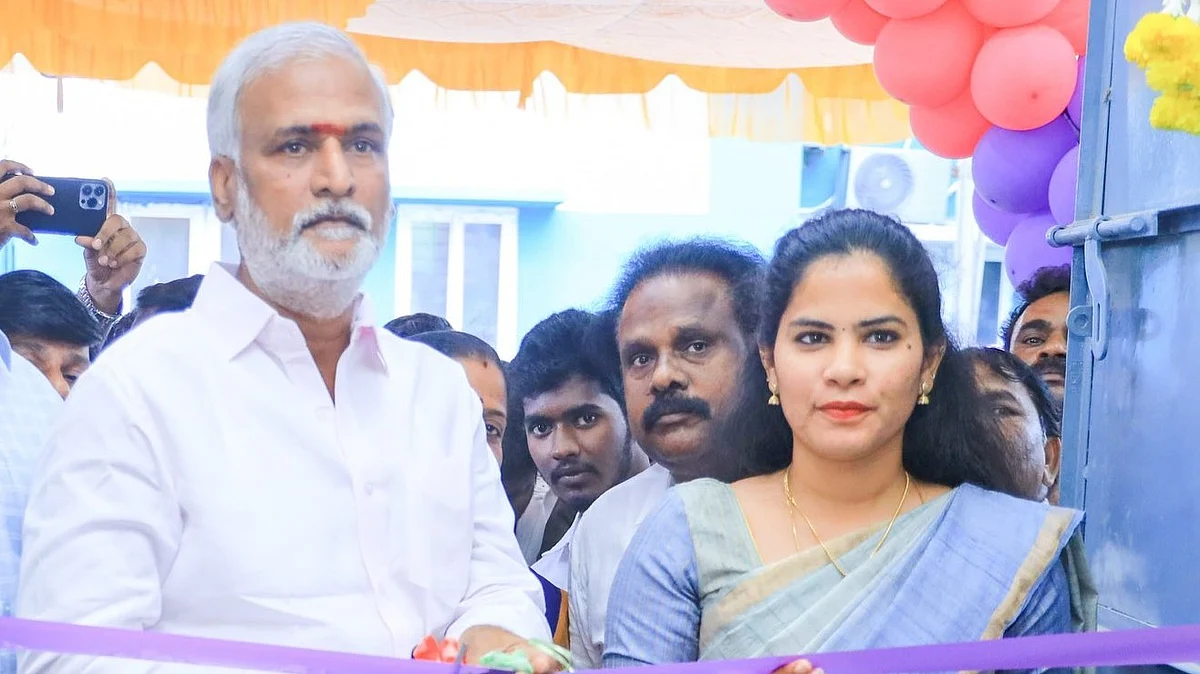 சேகர் பாபு - மேயர் பிரியா