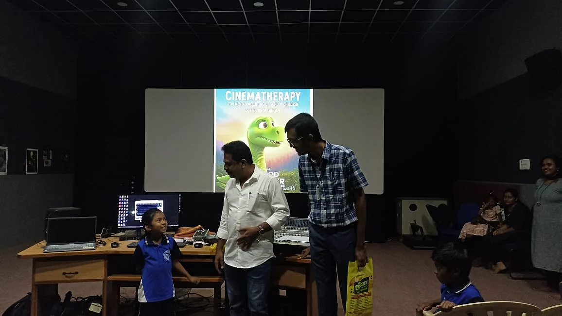 சினிமா தெரபி