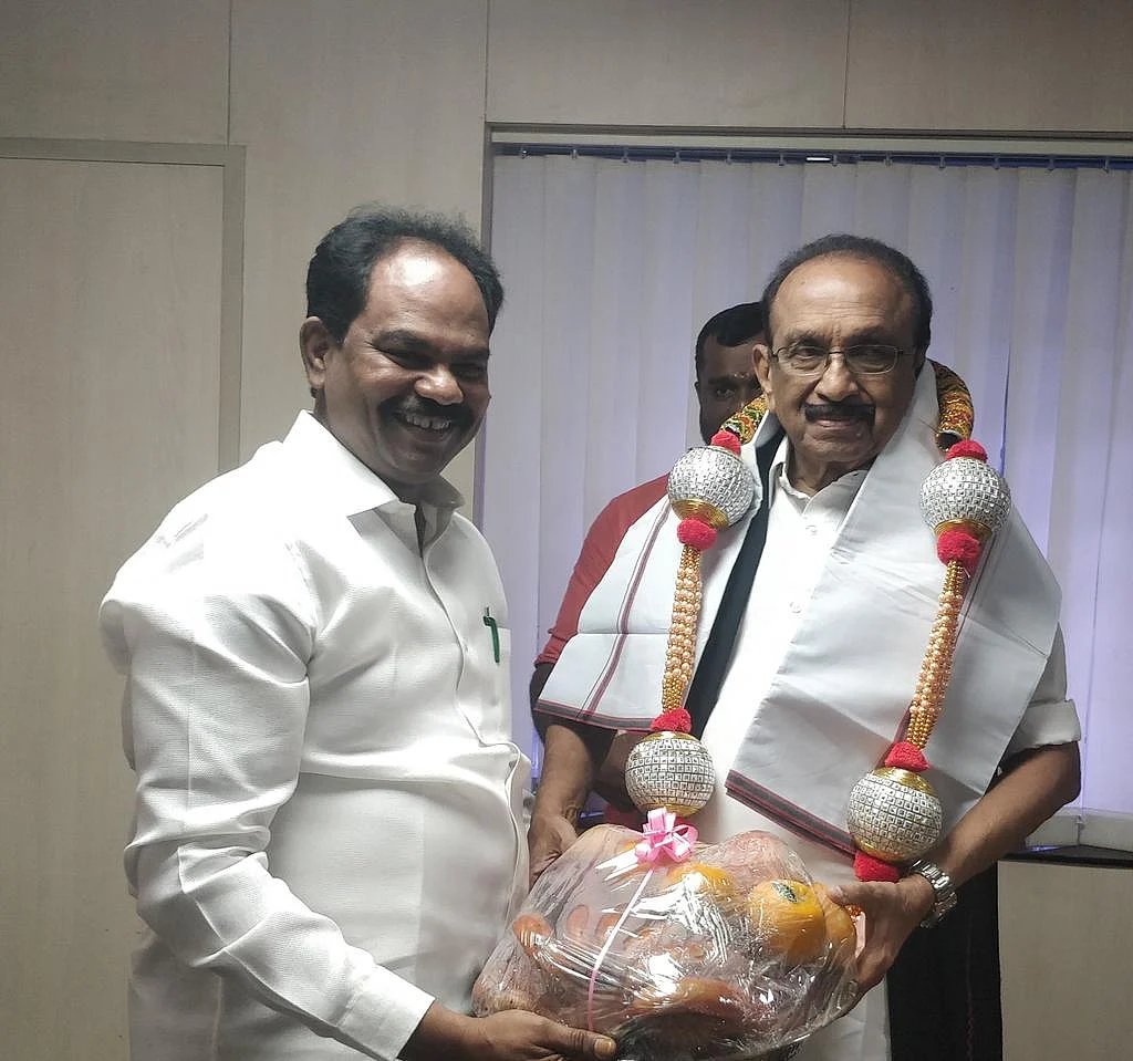 மல்லை சத்யா - வைகோ