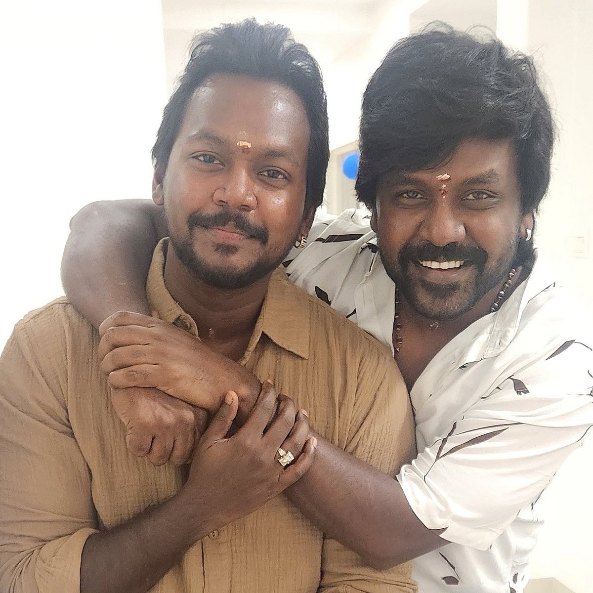 Lawrence: ``அண்ணனை மாதிரி மக்கள் சேவை செய்யணும்! - ராகவா லாரன்ஸின் தம்பி எல்வின் பேட்டி