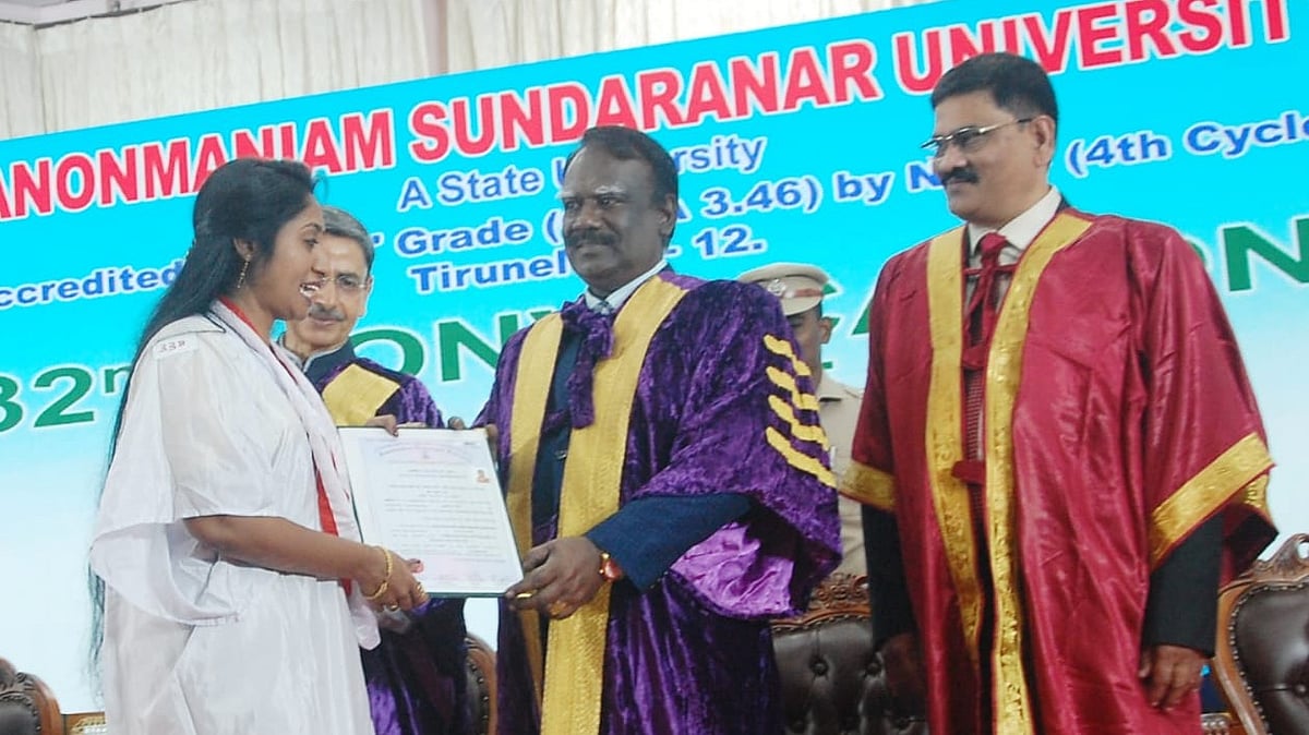 பல்கலை., பட்டமளிப்பு விழா விவகாரம்; `கட்சியில் பெயர் வாங்க தரங்கெட்ட நாடகம்! - அண்ணாமலை கண்டனம்