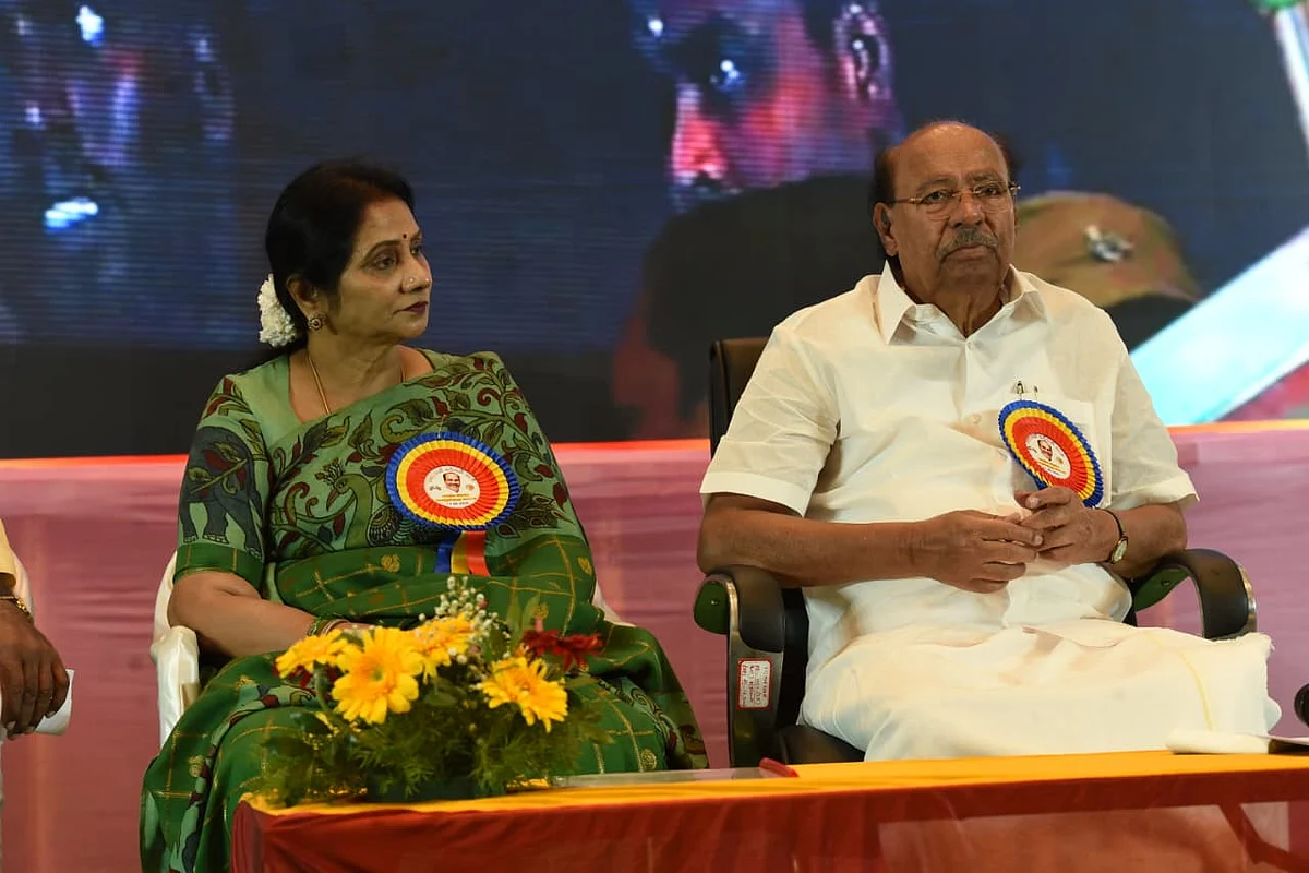 காந்திமதி - ராமதாஸ் | பாமக சிறப்பு பொதுக்குழு கூட்டம்