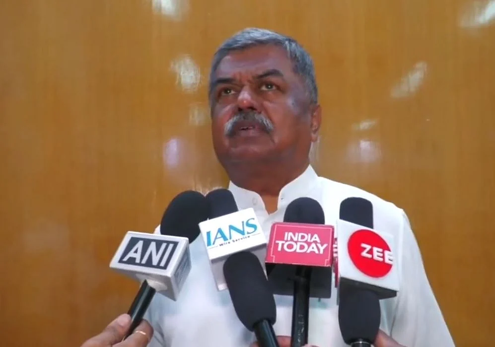 பி.கே ஹரிபிரசாத்