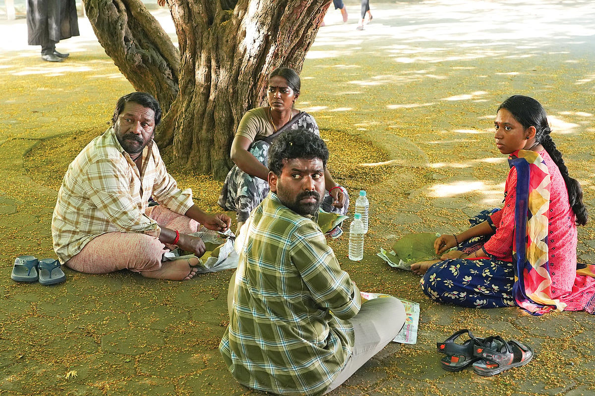 ‘என்ன விலை' படத்தில்...