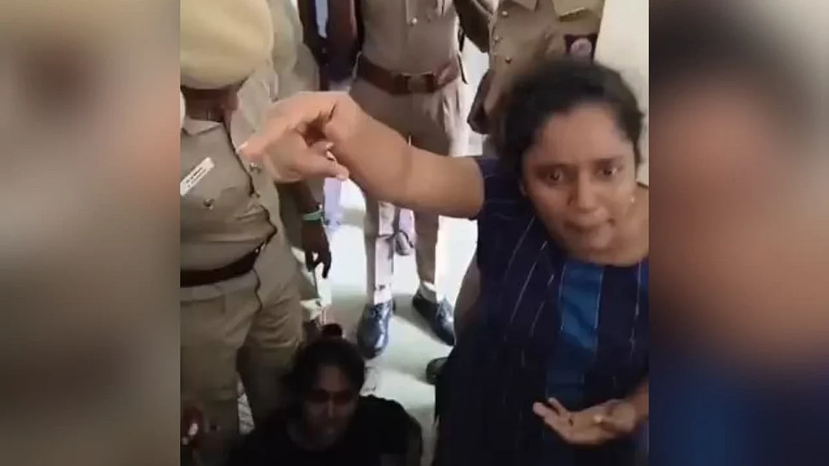 வழக்கறிஞர் நிலவு மொழி செந்தாமரை