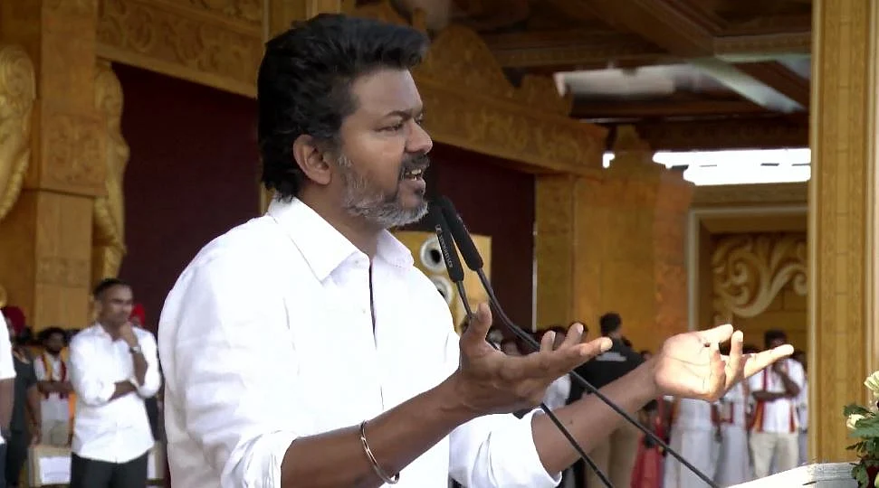 மாநாட்டில் தவெக தலைவர் விஜய்