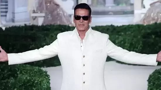Akshay Kumar: 6.30 மணிக்கு இரவு உணவு; வாரத்தில் ஒரு நாள் விரதம் - அக்&zwnj;ஷய் குமாரின் இளமை ரகசியம்