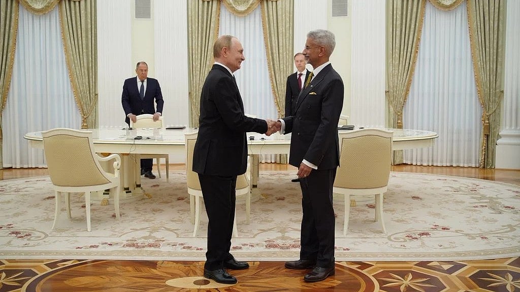 Russia: ட்ரம்ப் வரி, உக்ரைன் போர் நிறுத்தம் தோல்வி; பரபரப்பான சூழலில் ஜெய்சங்கர் - புதின் சந்திப்பு!