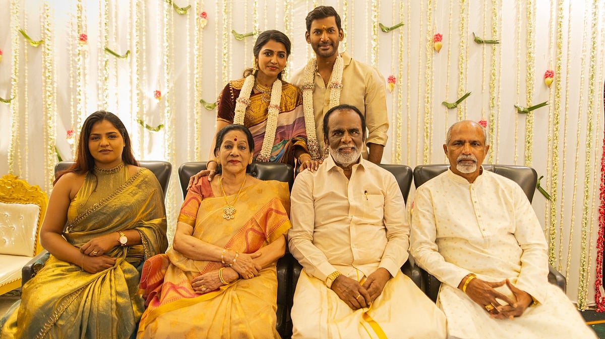 சாய் தன்ஷிகா, விஷால் நிச்சயதார்த்தம் 