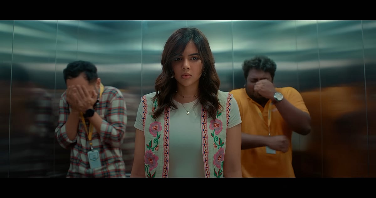 Odum Kuthira Chaadum Kuthira Review
