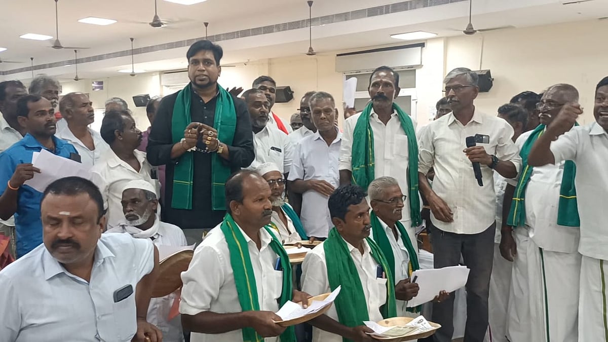 விவசாயிகள் மனு