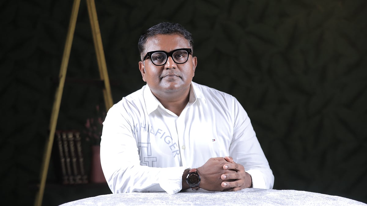 Doctor Vikatan: குழந்தைகளுக்கு சளி, காய்ச்சல் - வீட்டு வைத்தியங்களைச் செய்யலாமா?