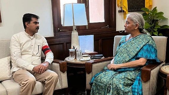 துரை வைகோ - நிர்மலா சீதாராமன் சந்திப்பு