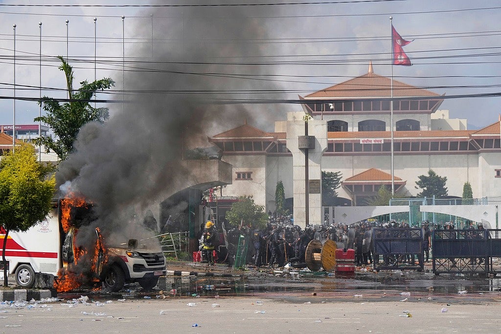 நேபாளம் வன்முறை