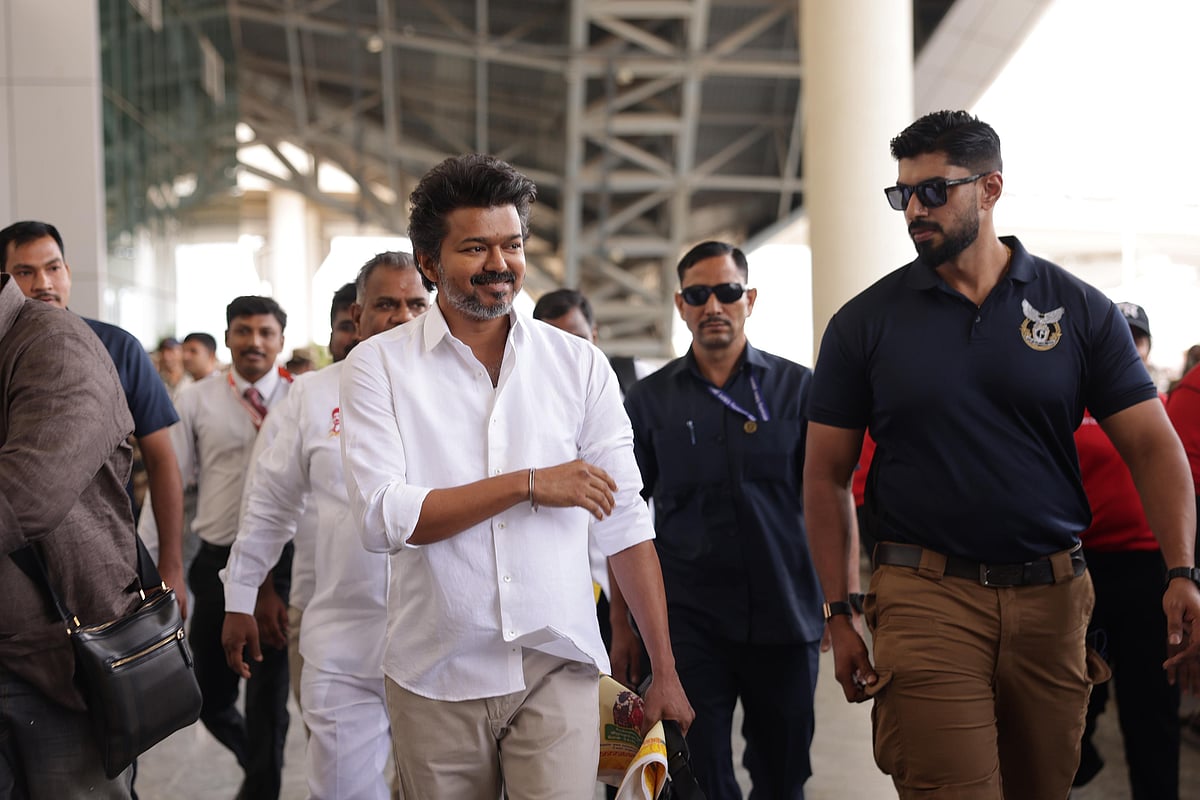 விஜய்க்கு எதிராக யாரை நிறுத்துவது? - தி.மு.க முகாமில் நடக்கும் டிஸ்கஷன்!