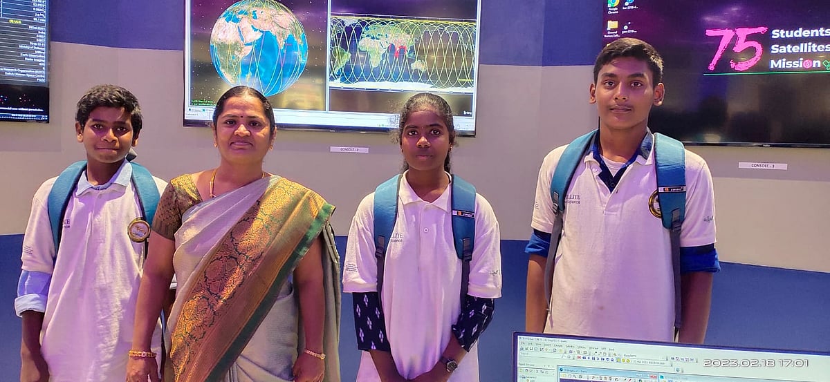 கணித ஆசிரியை நல்லாசிரியர் விருது பெற்ற கவிதா
