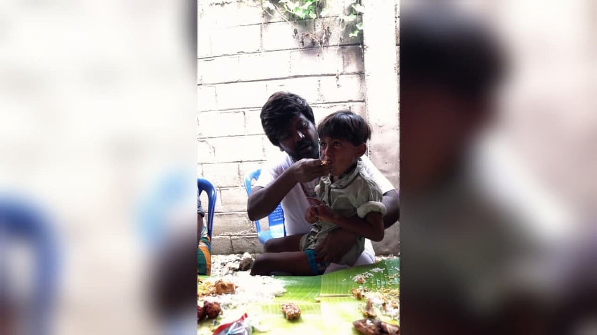 தாயின் பெயரில் அன்னதான விருந்து தொடங்கிய ராகவா லாரன்ஸ்