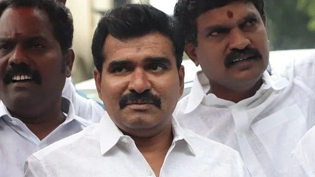 `தவெக அரசு அமைய உழைத்தவர்கள் பொறுப்புகளில் இருப்பதில் என்ன தவறு? - அமைச்சர் நிர்மல்குமார்