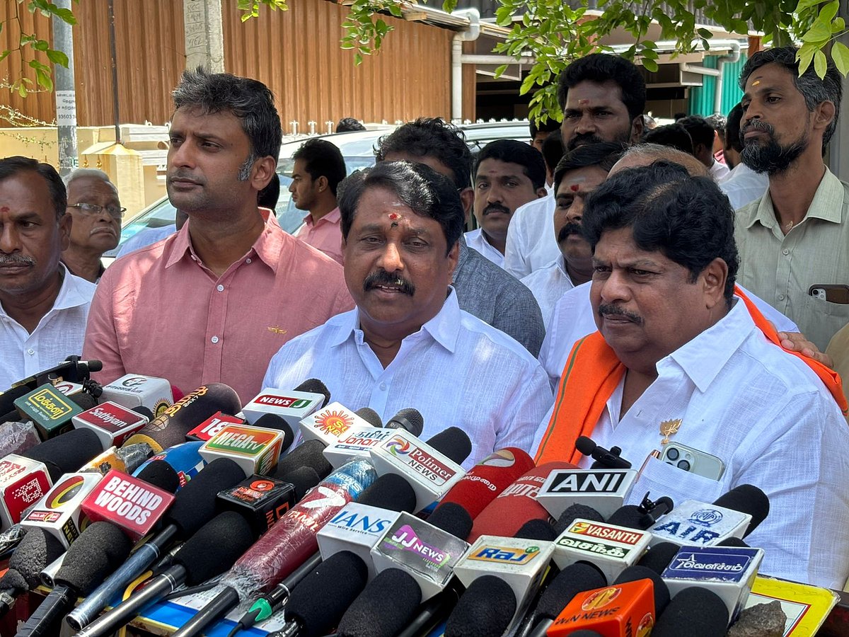 நயினார் நாகேந்திரன் 