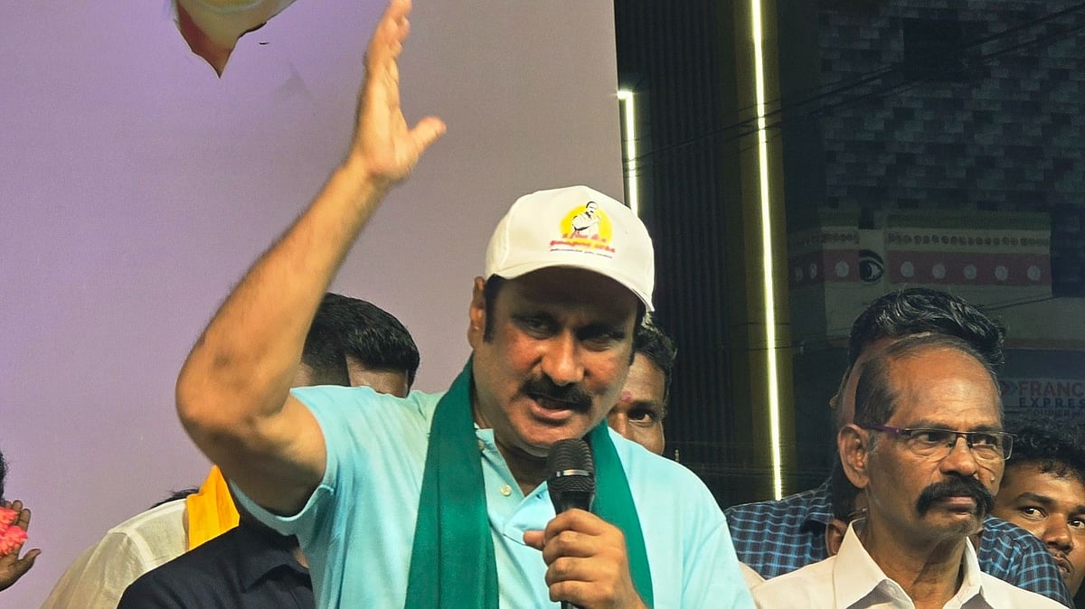 பாமக தலைவர் அன்புமணி
