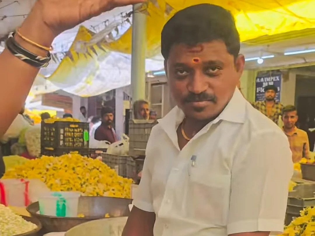 கோவை கல்லூரி மாணவியை திட்டிய பூ வியாபாரிகள்