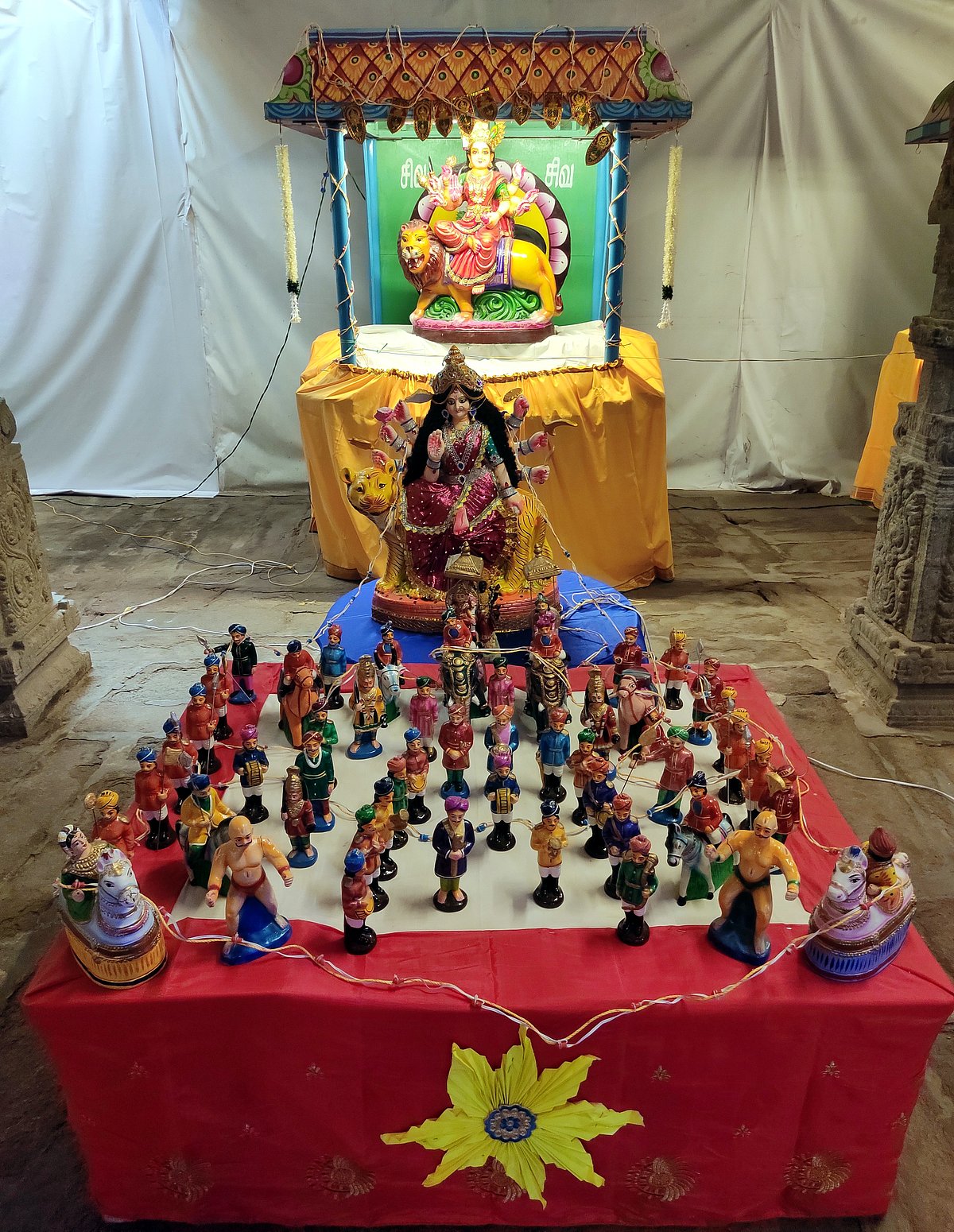 திருநெல்வேலி நெல்லையப்பர்-காந்திமதி அம்பாள் திருக்கோயில் நவராத்திரி விழா கொழு உற்சவம்.!