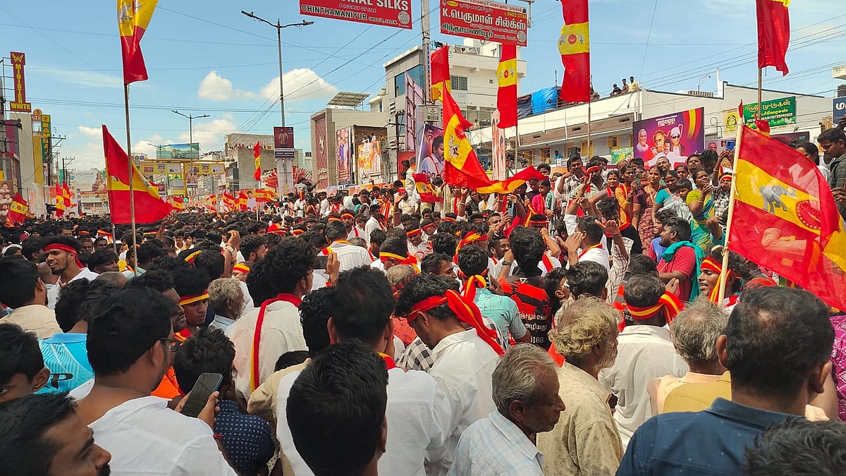 நாமக்கல்லில் திரண்ட தவெக படை