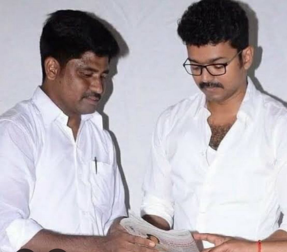 வி.பி.மதியழகன், விஜய்