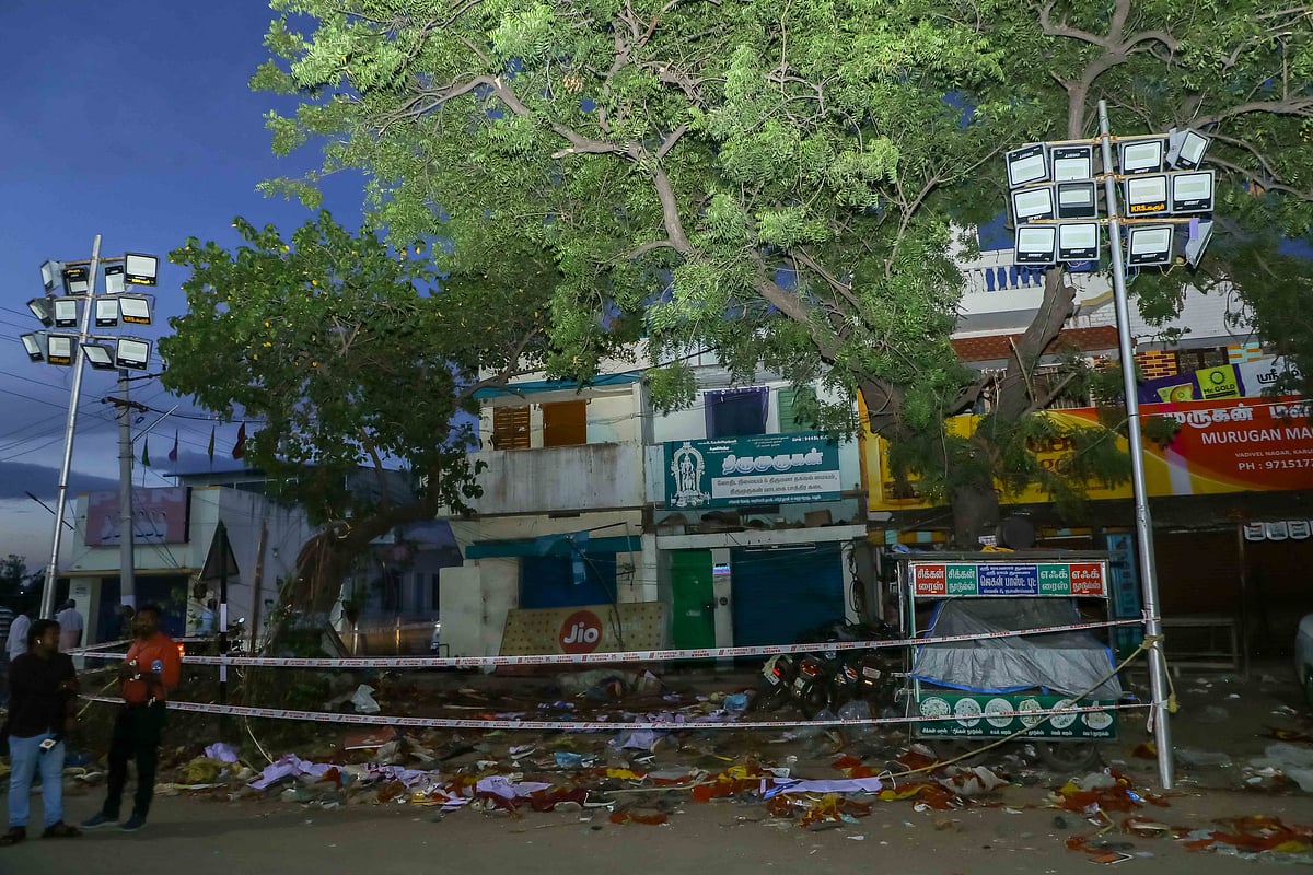 கரூர் கூட்ட நெரிசல் சோகக் காட்சிகள்