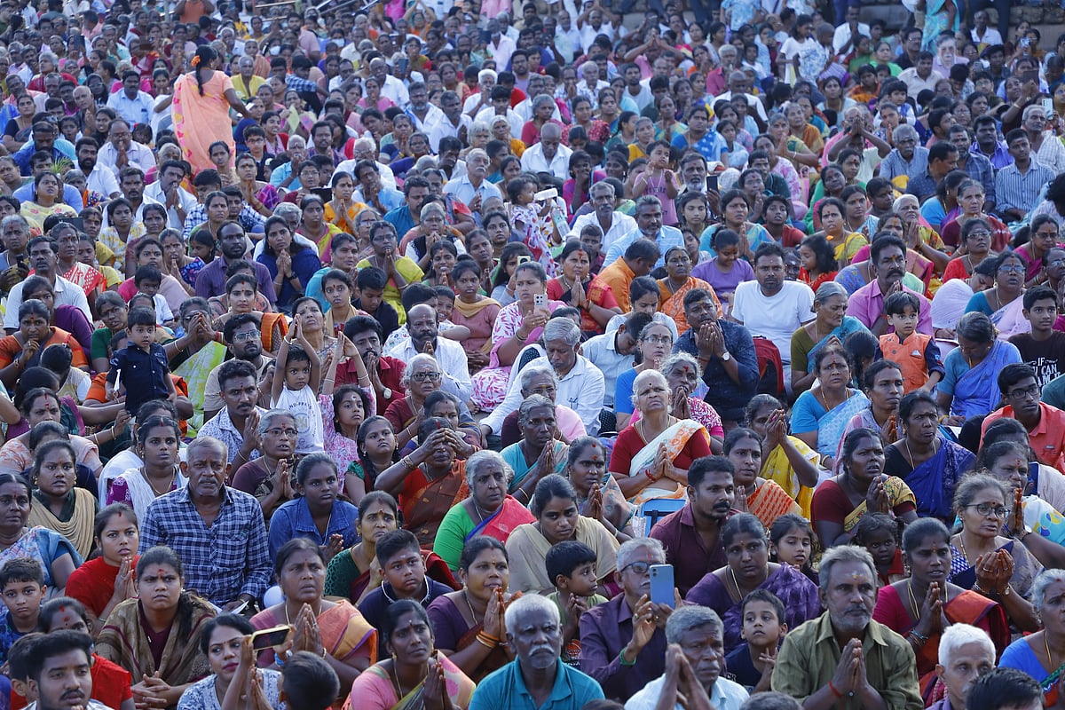 தஞ்சாவூர் பெரிய கோயிலில் சனிப் பிரதோஷ வழிபாடு