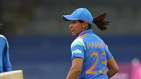 IND vs PAK: கைகொடுக்காமல் வந்த ஹர்மன்பிரீத்; இடையில் நிறுத்தப்பட்ட போட்டி - வெற்றியை நோக்கி இந்தியா