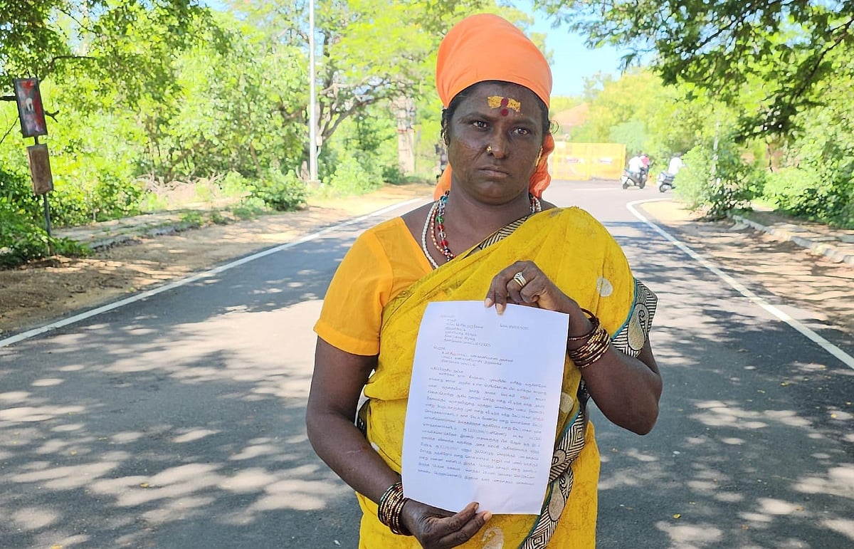 புகார் கொடுத்த சாந்தி