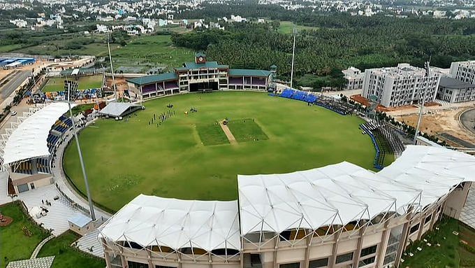 மதுரையில் தோனி
