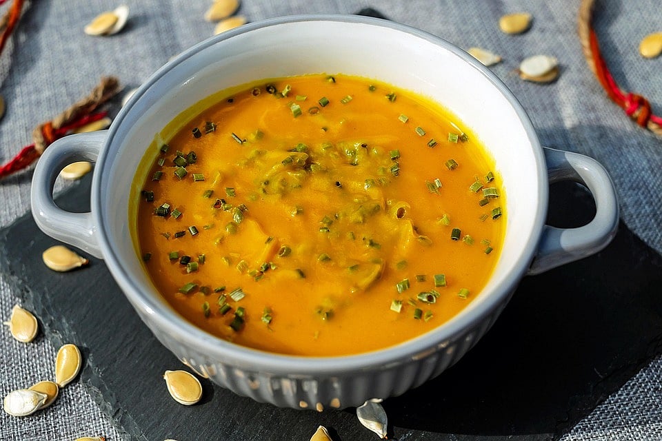 பேபிகார்ன் - மஞ்சள்பூசணி சூப்