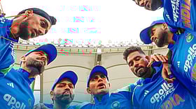 அடிலெய்டில் 17 வருடங்களாகத் தோற்காத இந்தியா; முற்றுப்புள்ளி வைக்குமா ஆஸி., வெற்றி யாருக்கு?