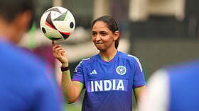 Womens World Cup: மீதமிருக்கும் ஓர் இடம்; மோதும் 3 அணிகள் - இந்தியாவுக்கான வாய்ப்பு என்ன?