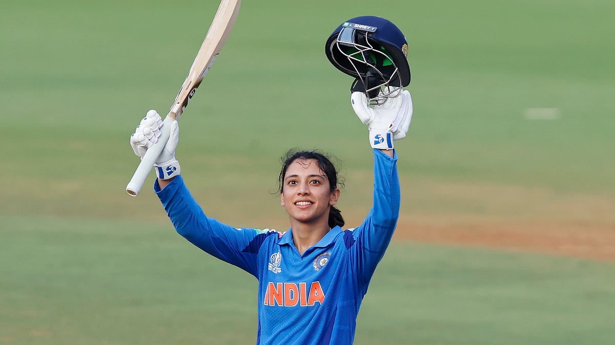 ஒரே இன்னிங்ஸ்... இரண்டு உலக சாதனைகள் - வரலாறு படைத்த Smriti Mandhana!