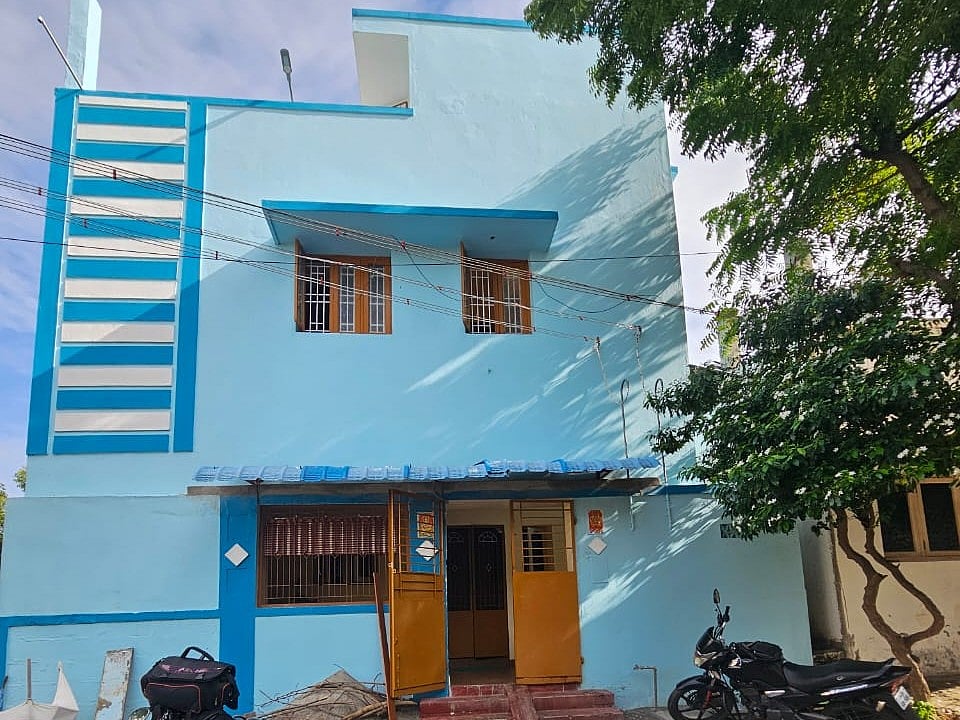 சோதனை நடைபெற்ற திண்டுக்கல் வீடு