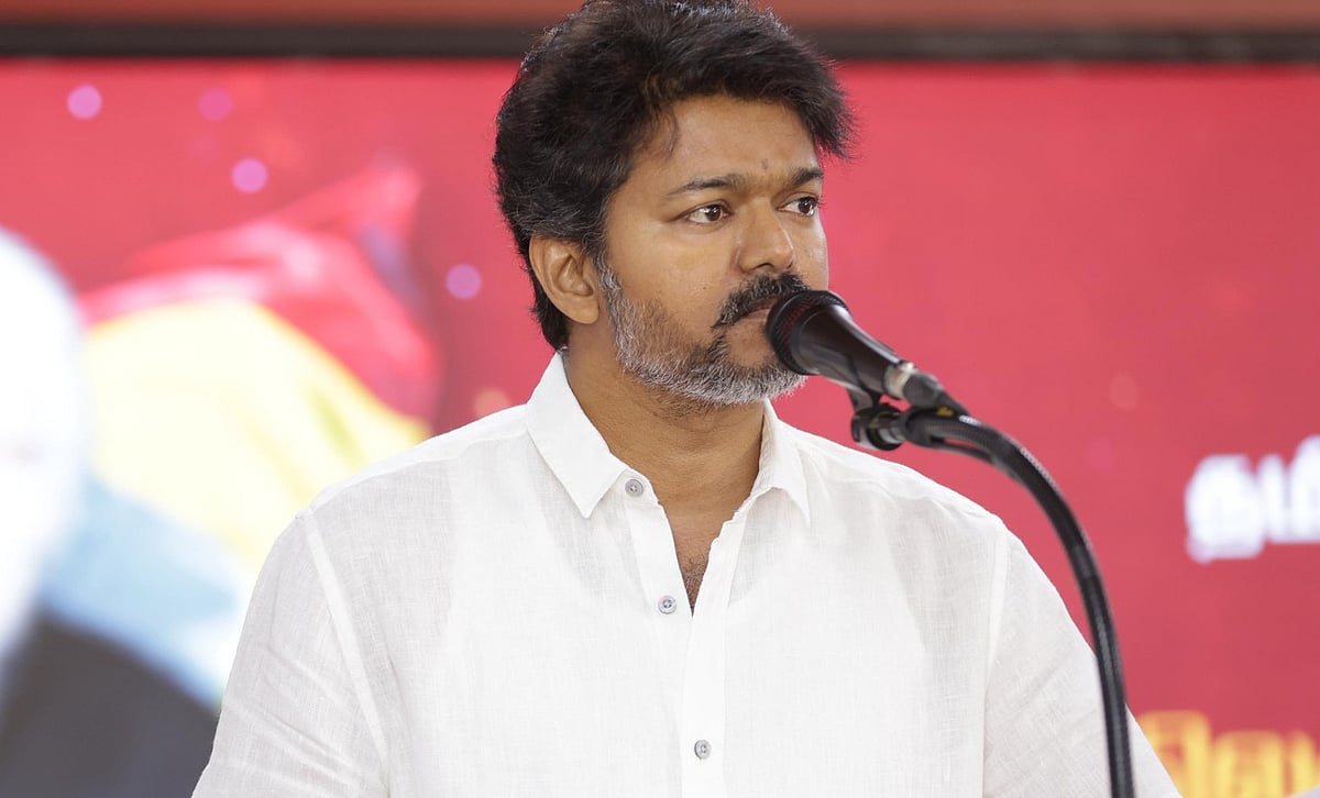 த.வெ.க தலைவர் விஜய்