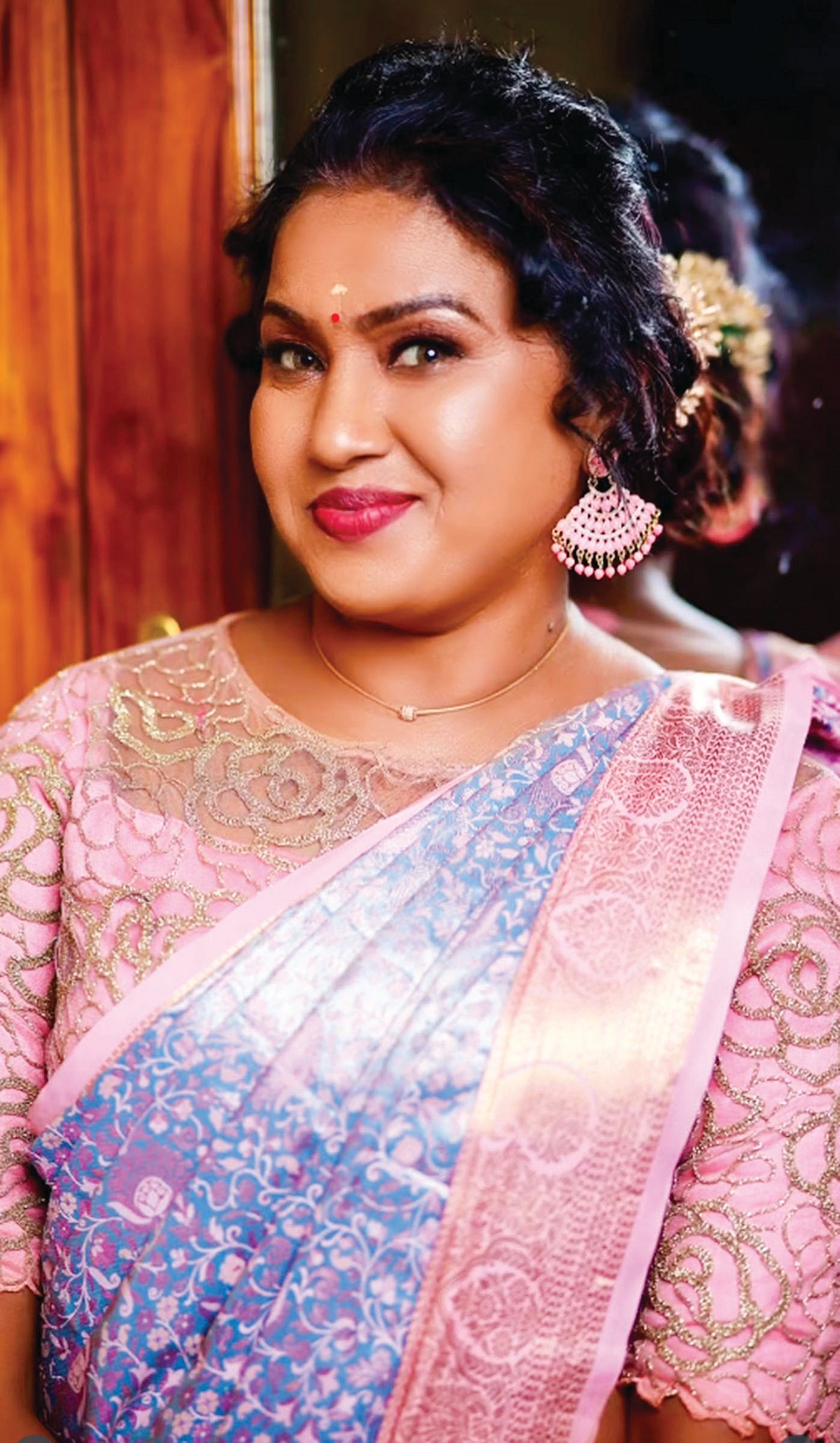 Serial update: `இதனாலதான் மகன் கல்யாணத்துக்கு பலரையும் கூப்பிடலை! - கம்பம் மீனா